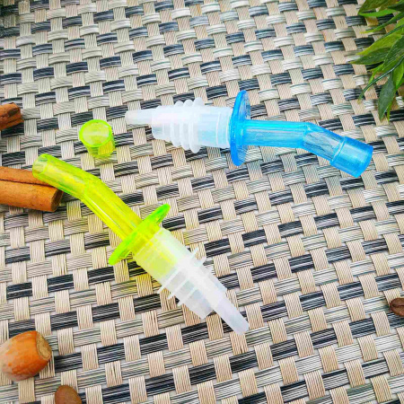 Дозатор на бутылку 2шт/набор 1165 ✅ базовая цена 17.26 грн. ✔ Опт ✔ Скидки ✔ Заходите! - Интернет-магазин ✅ Фортуна-опт ✅