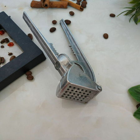 Чесночница железная квадратная 1764 ✅ базовая цена 38.36 грн. ✔ Опт ✔ Скидки ✔ Заходите! - Интернет-магазин ✅ Фортуна-опт ✅