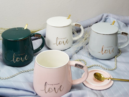 Чашка керамическая с крышкой и ложкой 400 мл "Love" Stenson - 00229 ✅ базовая цена $4.59 ✔ Опт ✔ Скидки ✔ Заходите! - Интернет-магазин ✅ Фортуна-опт ✅